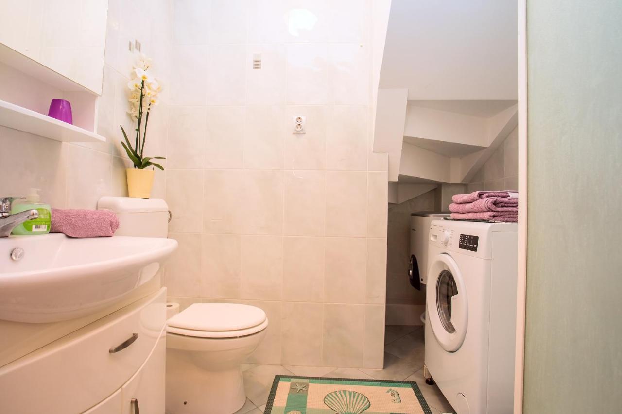 אומיס Apartmani Ribnjak Seka מראה חיצוני תמונה