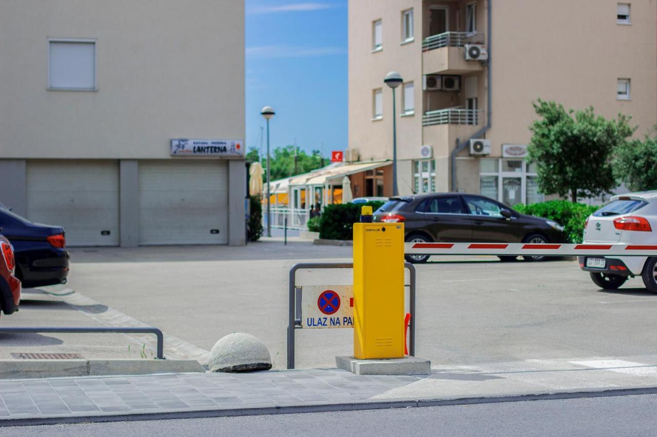 אומיס Apartmani Ribnjak Seka מראה חיצוני תמונה